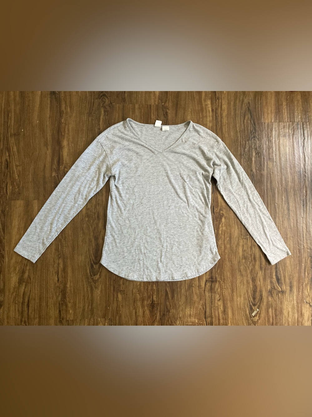 Artisan Ny Light Gray V-Neck Long Sleeve Blouse Women’s Size XS Casual